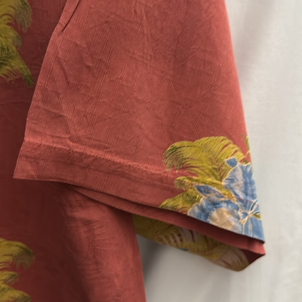 Tommy Bahama - Picture 6 of 11